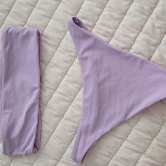 Jade Bikini Set - Picture 2 of 4